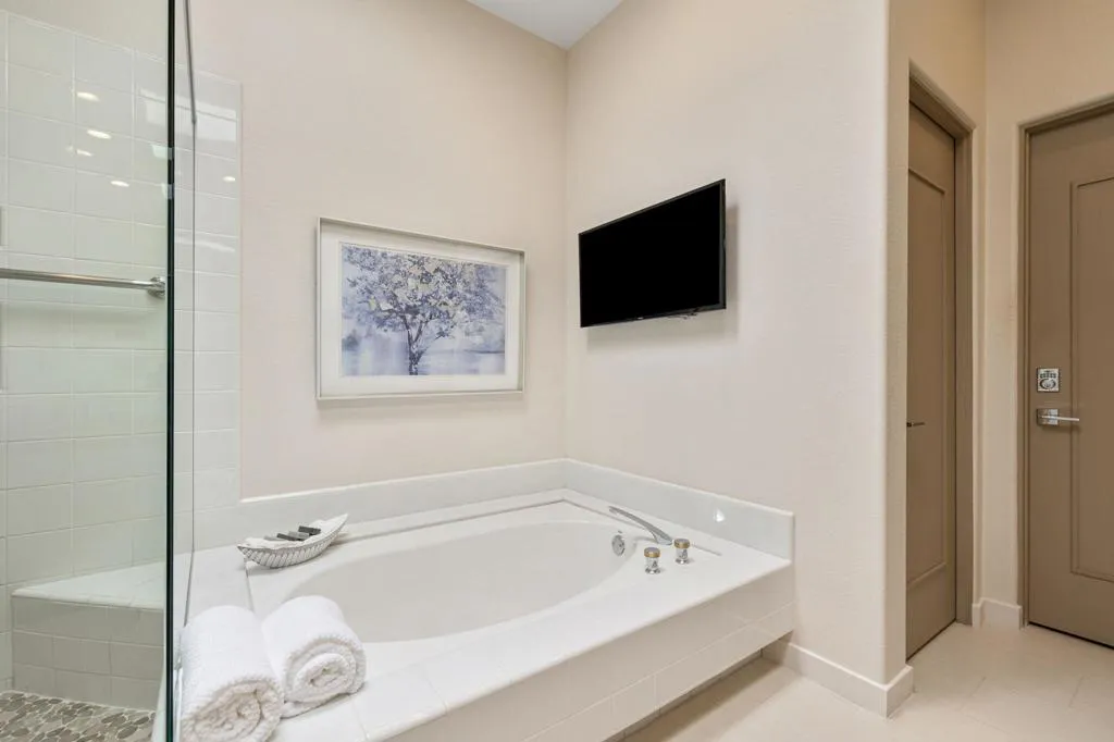 502 Desert Holly Drive, Palm Desert, California 92211 home-pic-34